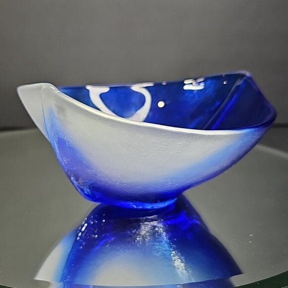 Mats Jonasson Hand Blown Glass Cobalt Blue White Dish Bowl Signed Nautical Ship - Picture 9 of 15